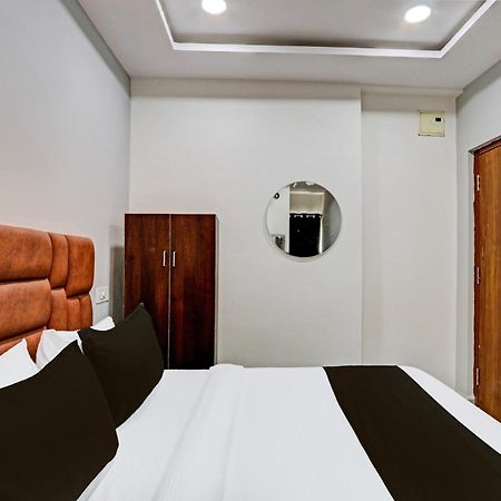 Super Hotel O Lavish Tranquil Hyderabad Eksteriør bilde